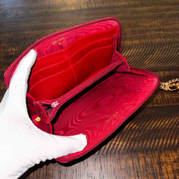 CHANEL CC Logo Patent Leather Zip Around Long Wallet Red vintage converted - Picture 10 of 16